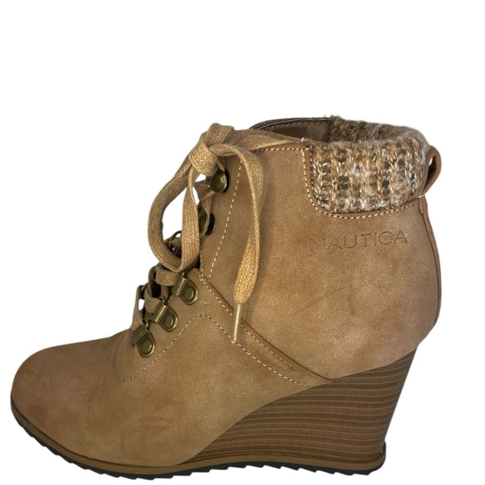 Nautica Women’s Lace Up Wedge Boot, size 7.5, Color:beige